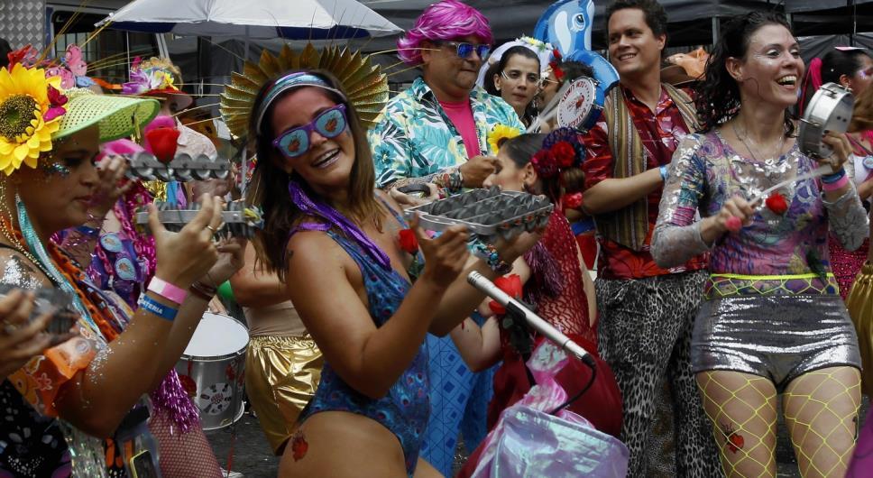 Sábado de Carnaval RJ Confira blocos, agenda e programação Blocos de
